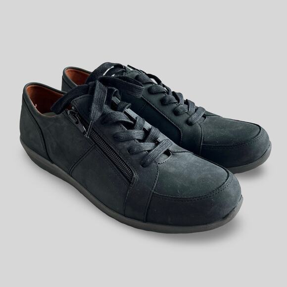 Vionic Shoes - Vionic Abigail Black Nubuck Sneakers
